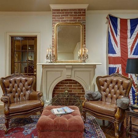 The English Merchant'S Inn Waxahachie Extérieur photo